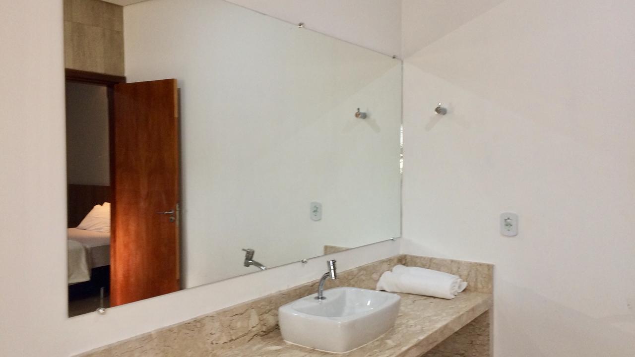 Cast Comfort Hotel Paranaiba Екстер'єр фото
