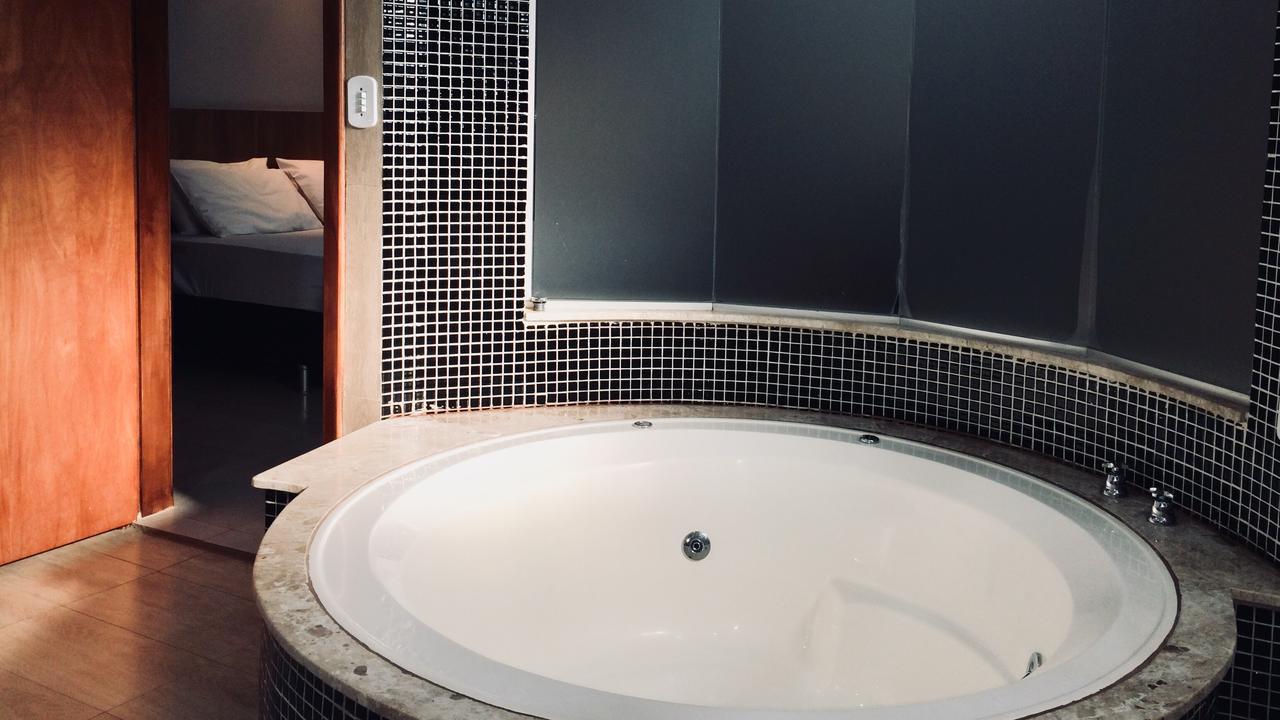 Cast Comfort Hotel Paranaiba Екстер'єр фото