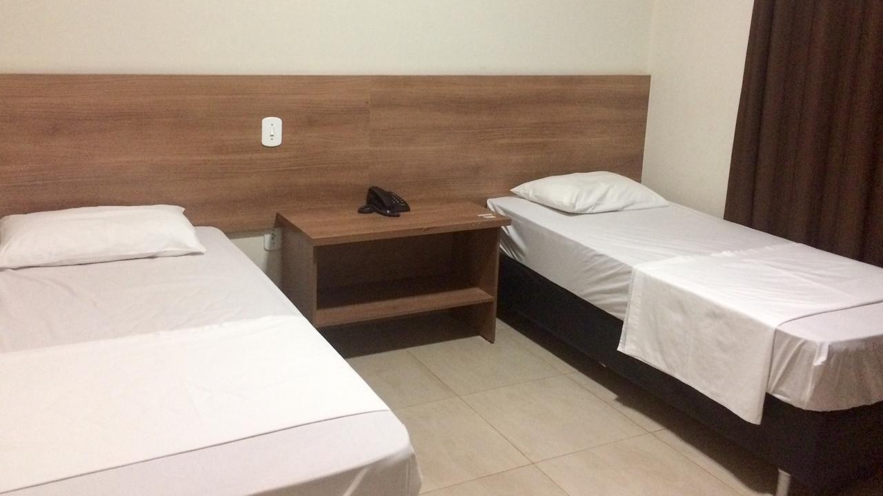 Cast Comfort Hotel Paranaiba Екстер'єр фото